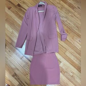 MISSGUIDED BLAZER & SKIRT SET